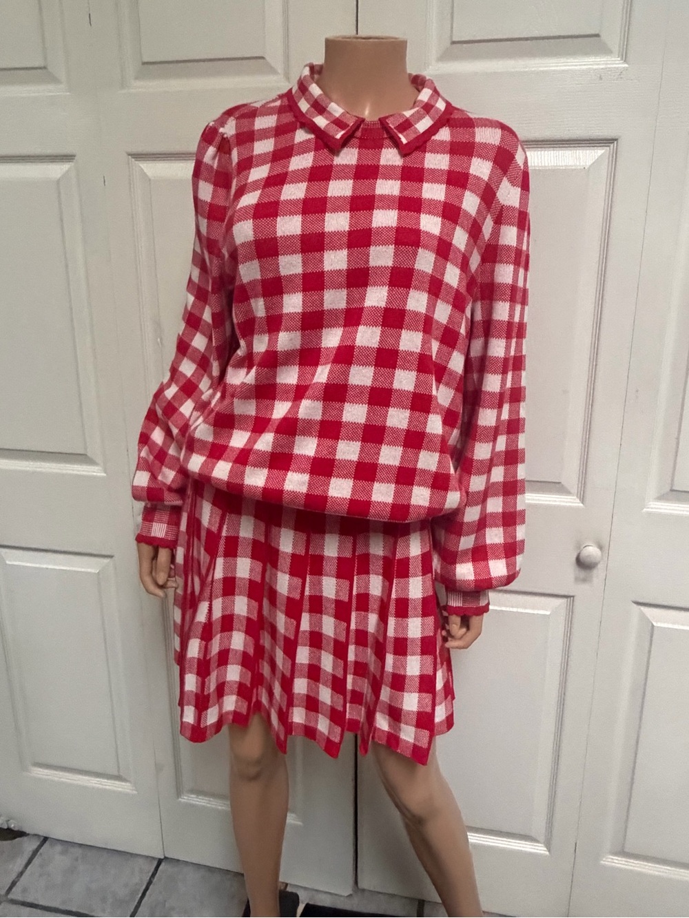 Red&White Gingham Collared Knit Set Size XL Puff Sleeve Sweater & Pleated Skirt